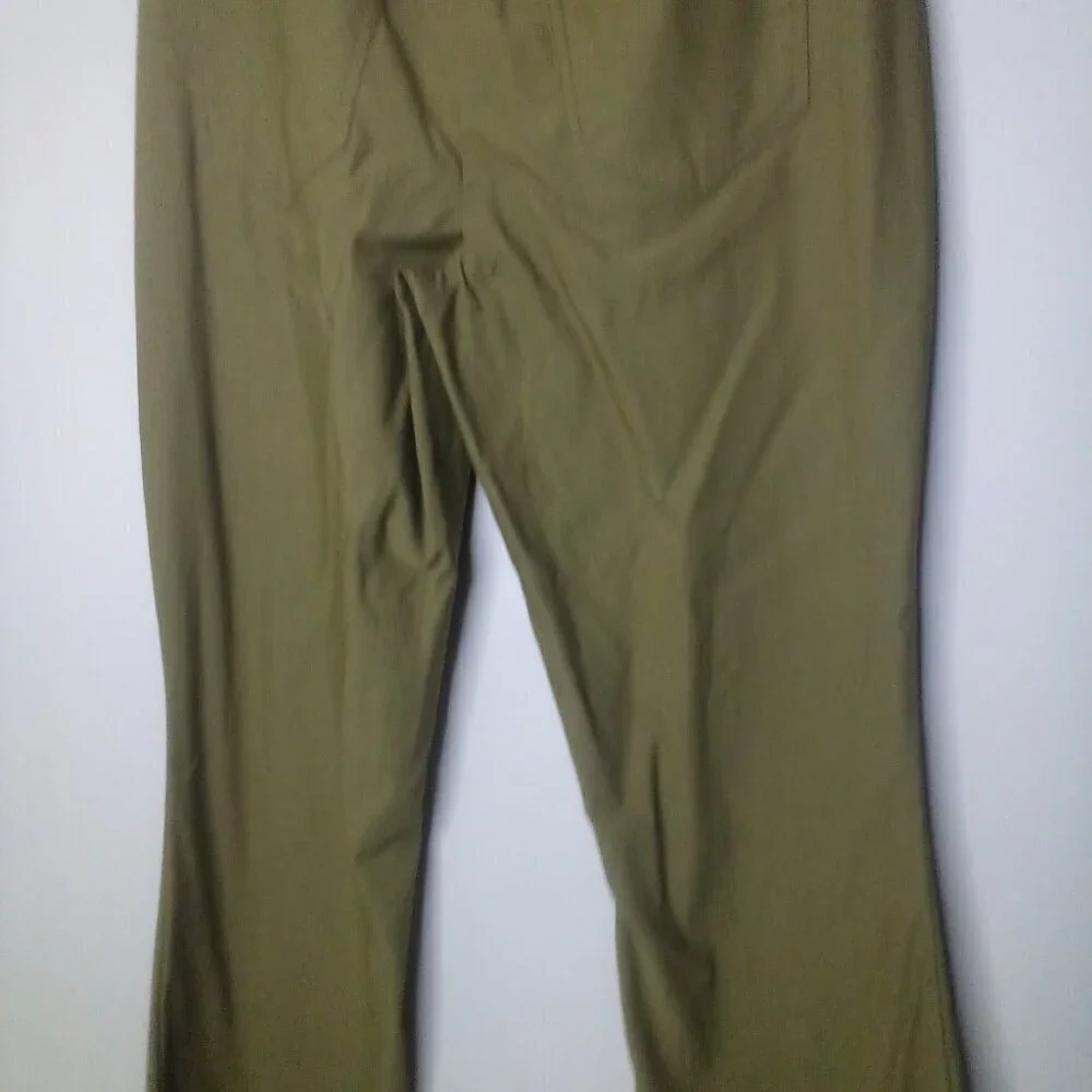 Cato Pants Women 6 Pull On Elastic Waist Boot Cut Pockets Soft Stretch Green